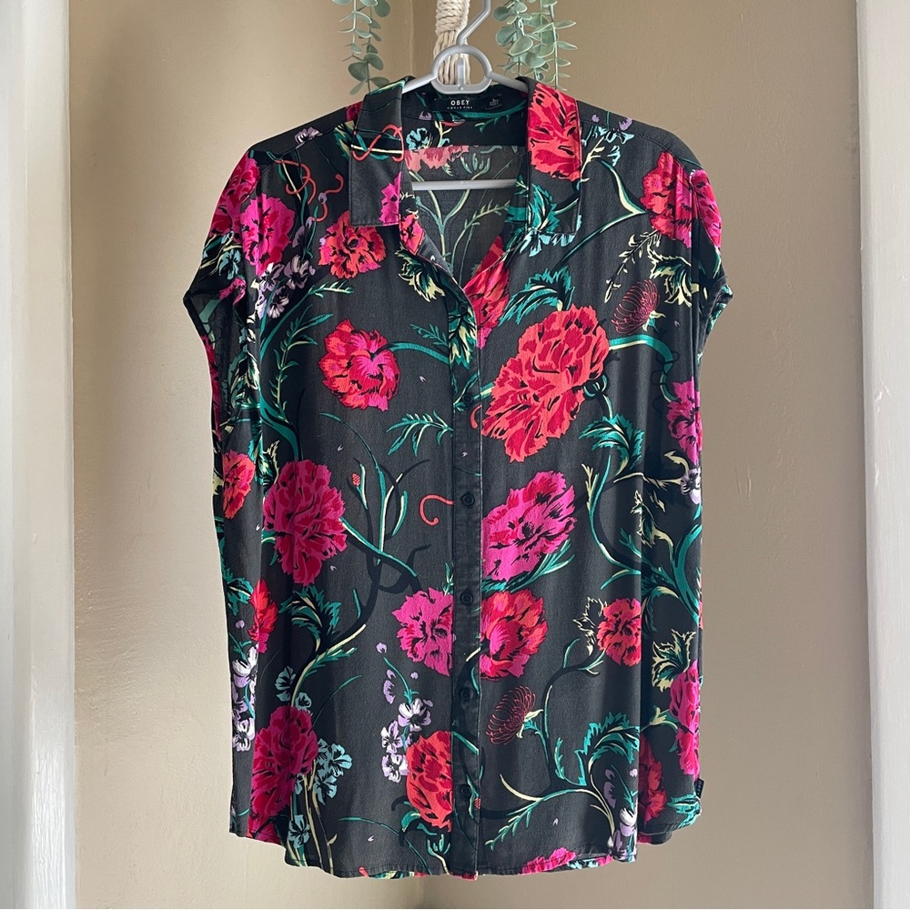 Obey - black and floral s/s button up blouse - Size L